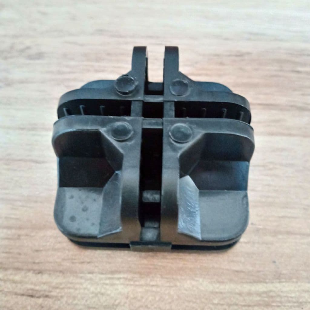 Kit 10 Conectivos N07 para Vidro 4mm Tela Aramada Preto