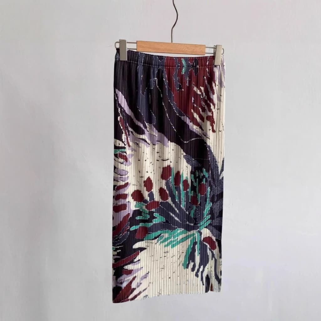 Saia plissada novo estilo Issey Miyake mais magro olhar saia impressa estilo fino plissado temperamento High-End saia lo