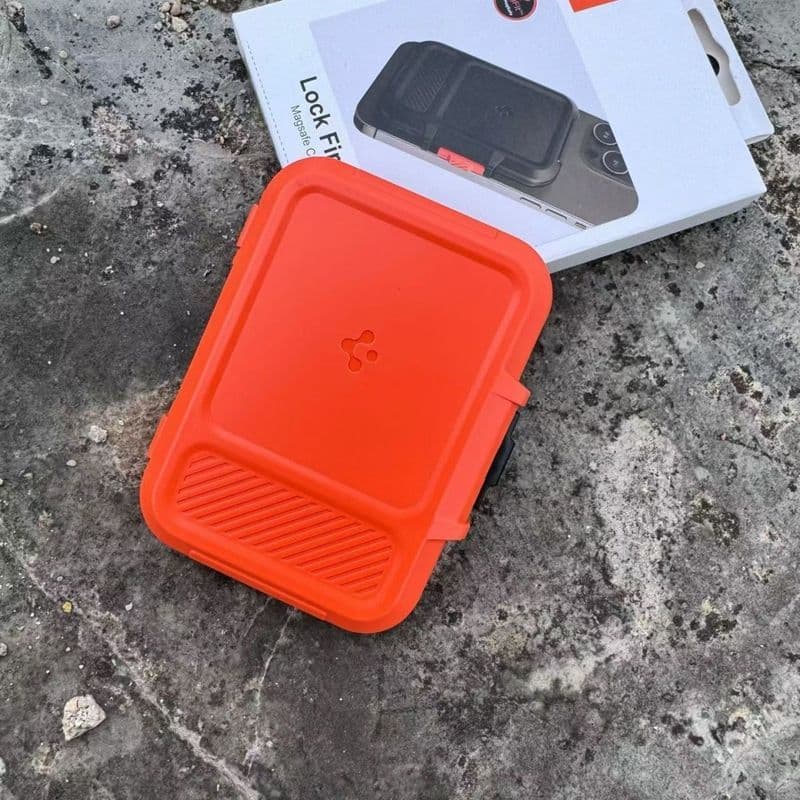Spigen Lock Fit Novo Porta-Cartões Com Design De Bloqueio Compatível Carteira Portátil Magnética Magsafe