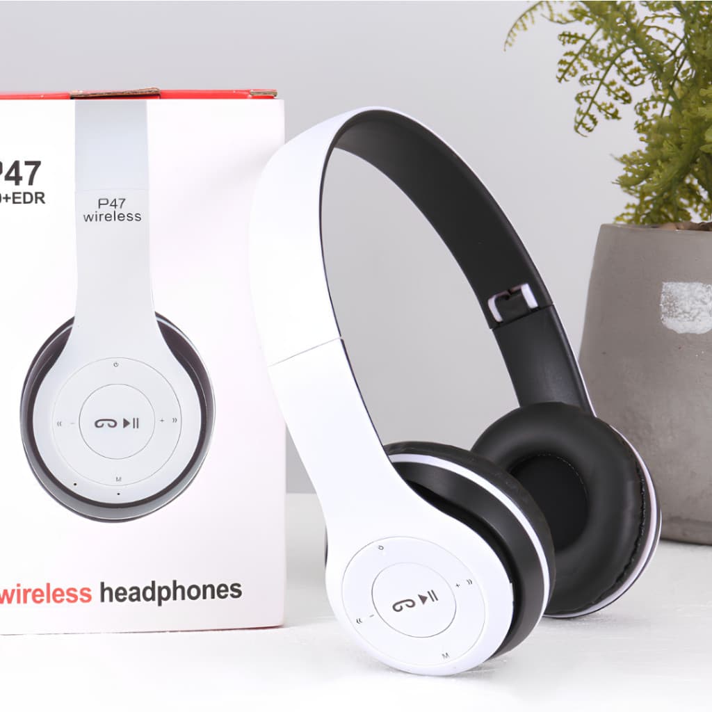 Fone de Ouvido Bluetooth Sem Fio P47 Ajustável Com Entrada Cartão SD e Cabo Auxiliar