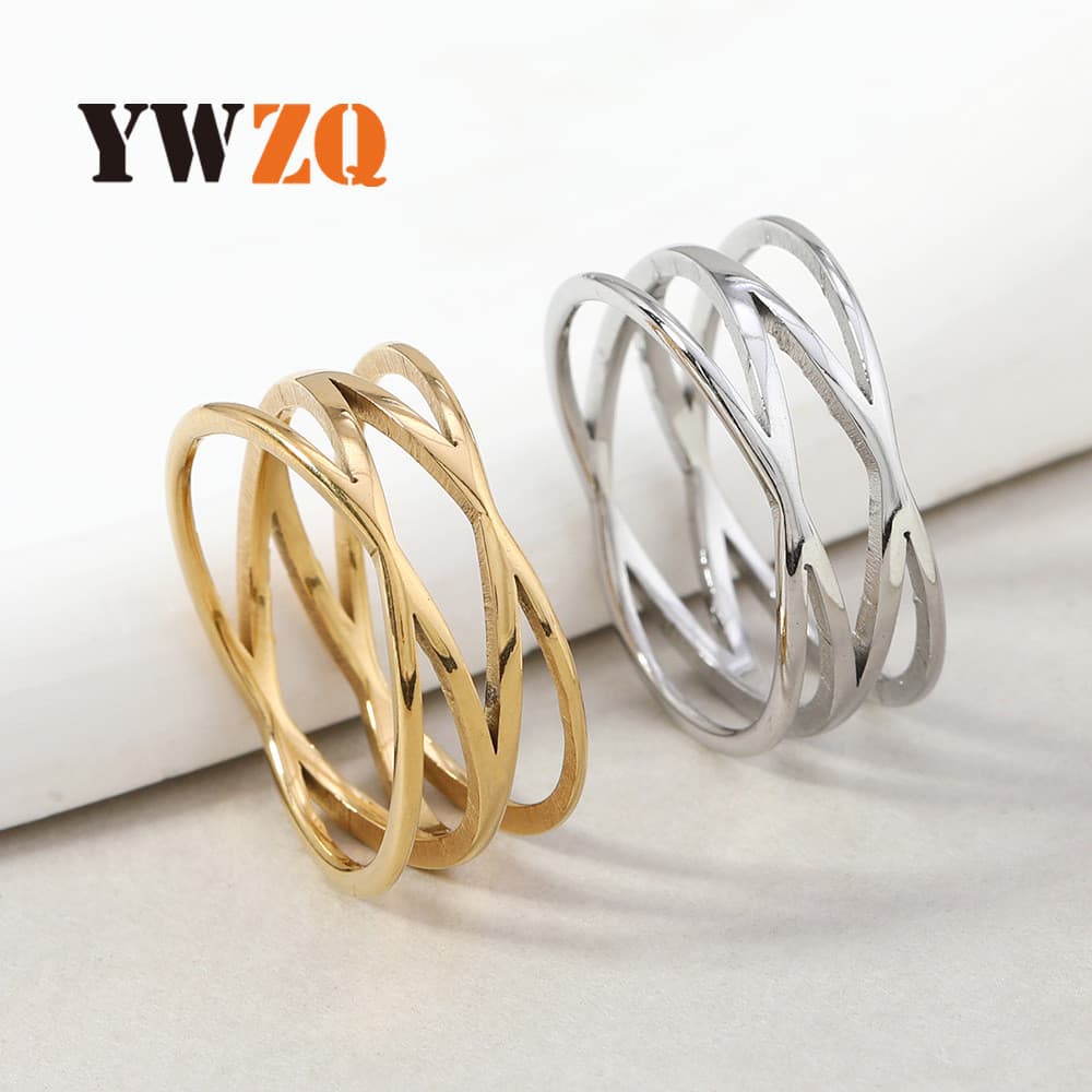 Anel de aço inoxidável, elegante e simples, anel geométrico oco com dupla linha cruzada, moderno e versátil.