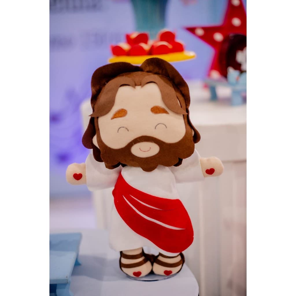 Jesus em Feltro 30cm – Boneco Artesanal para Decoração de Festa, Batizado e Mesa