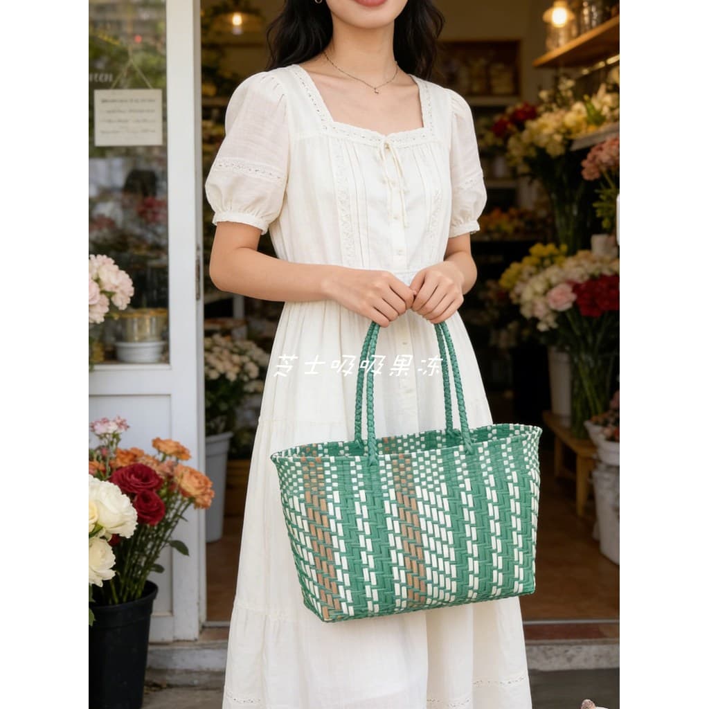 Estilo de férias saco tecido à mão feminino verde cesta vegetal bolsa grande capacidade sacola de compras 2026 novo esti