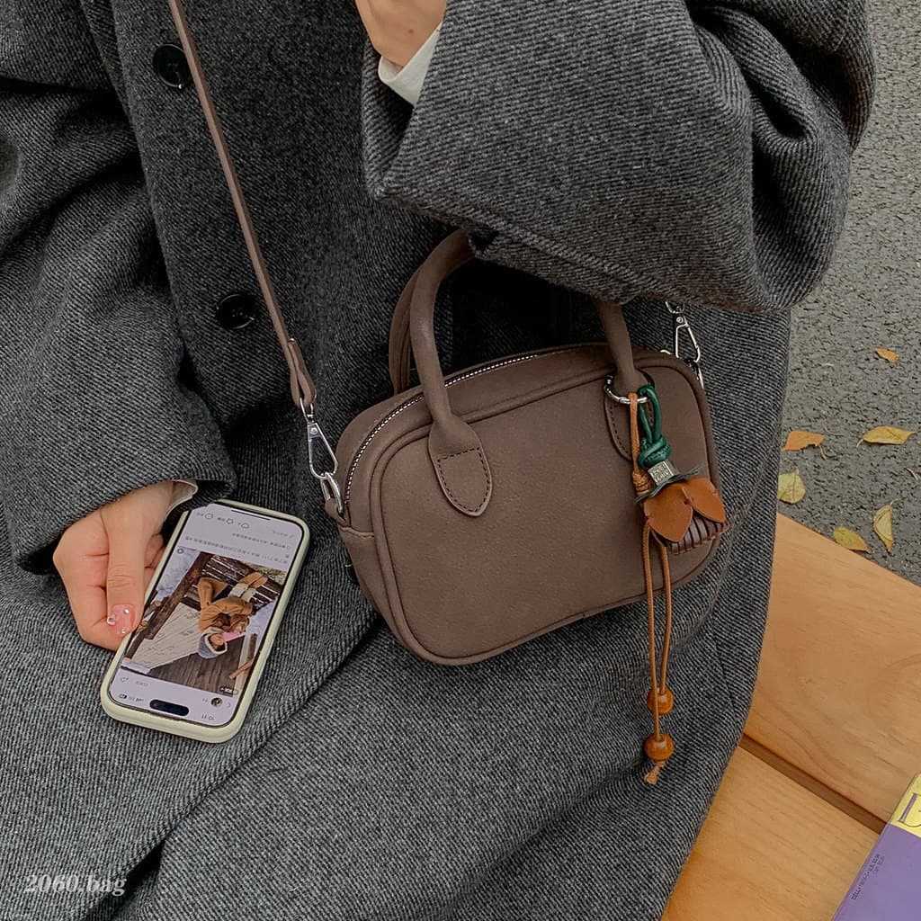 Versão coreana ins High-End sentimento outono inverno fosco pequeno saco 2025 simples moda na moda All-Match feminino Co