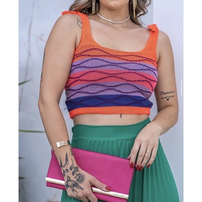 Cropped de amarrar no ombro tendência verão