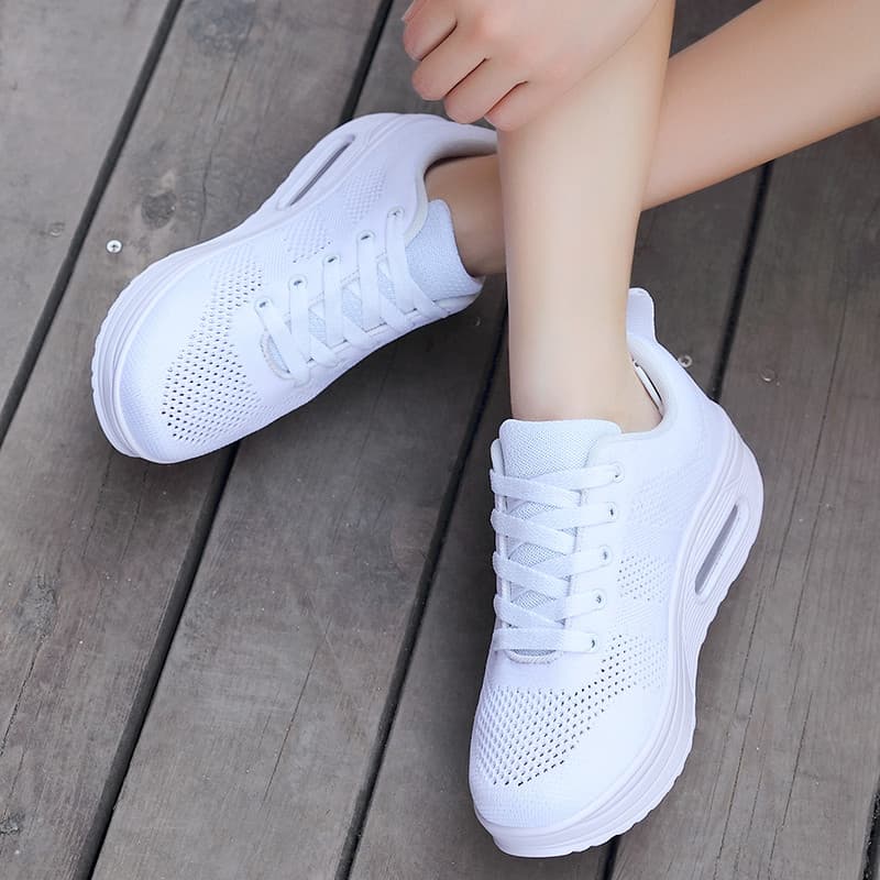 Ruideng 2026 verão novo estilo malha respirável esportes sapatos casuais femininos de sola grossa sapatos de balanço oco