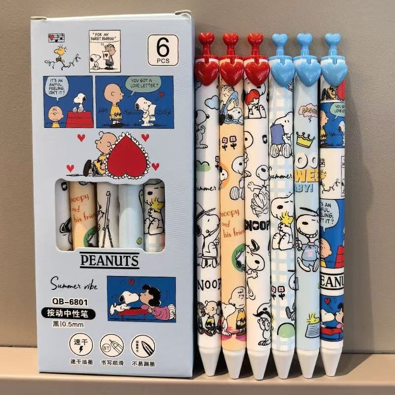 Conjunto de 6 canetas gel retráteis Snoopy, adequado para estudantes, caneta preta de desenho animado, 0,5mm, modelo P12