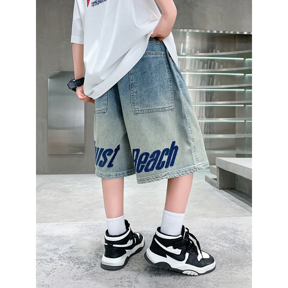 Crianças roupas infantis meninos verão fino Casual Denim Shorts 2026 novo estilo médio grande crianças gradiente moda ca