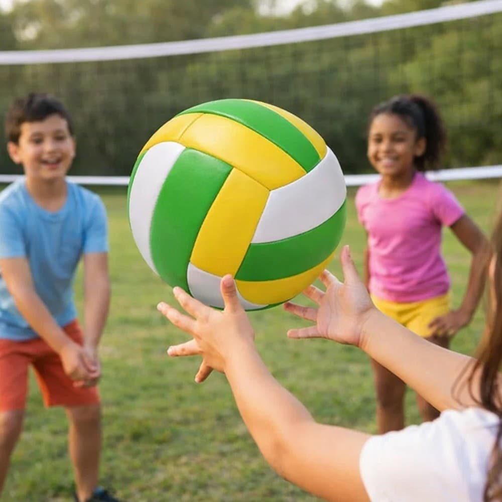 Bola Vôlei Infantil Brinquedo Criança Esporte Atividade Arremessar Jogar Futebol Praia