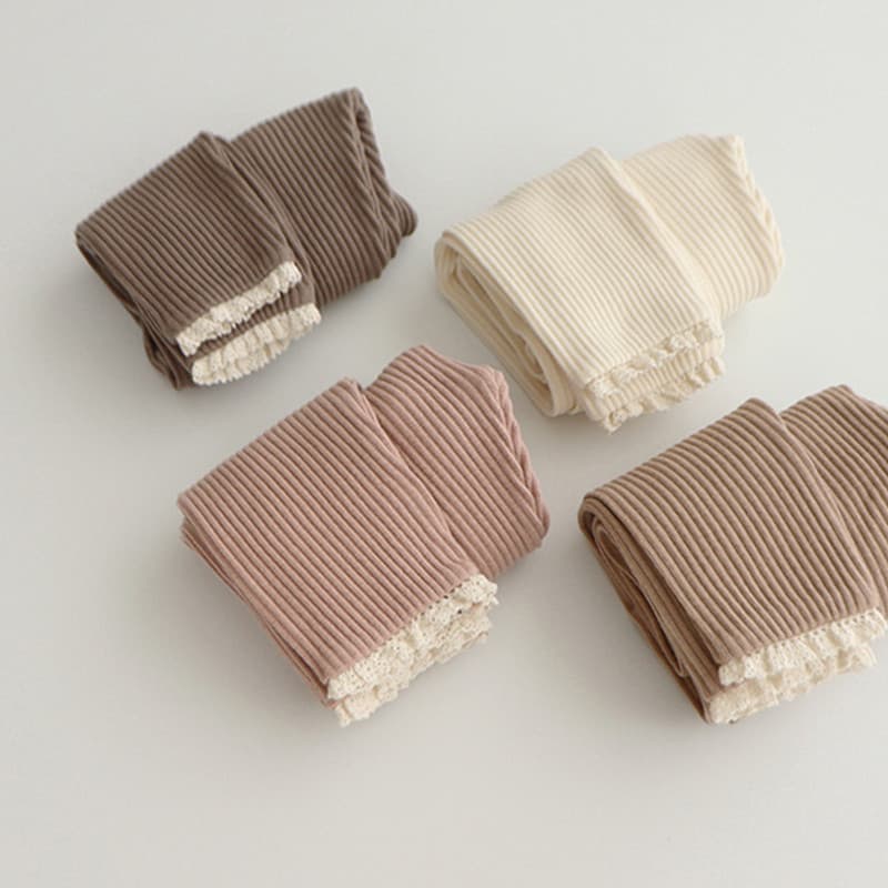 Primavera outono bebê menina calças de ajuste fino recém-nascido elástico quente Leggings bebê rendas guarnição calças d