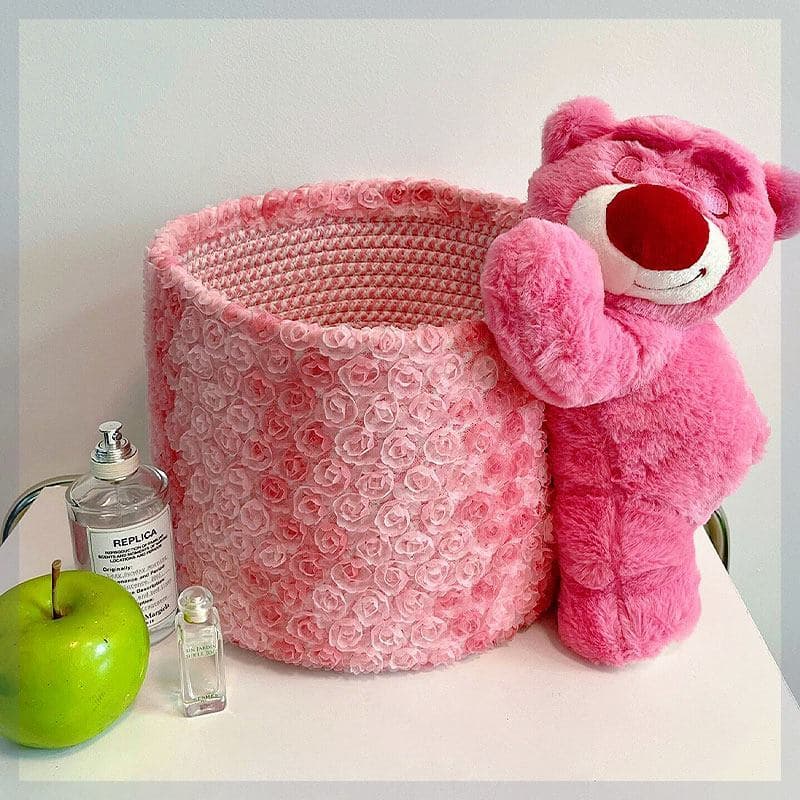 Cesta de armazenamento de armário de TV, bonito desenho animado, morango, urso, abraço, lanches, dopamina, pequeno monst