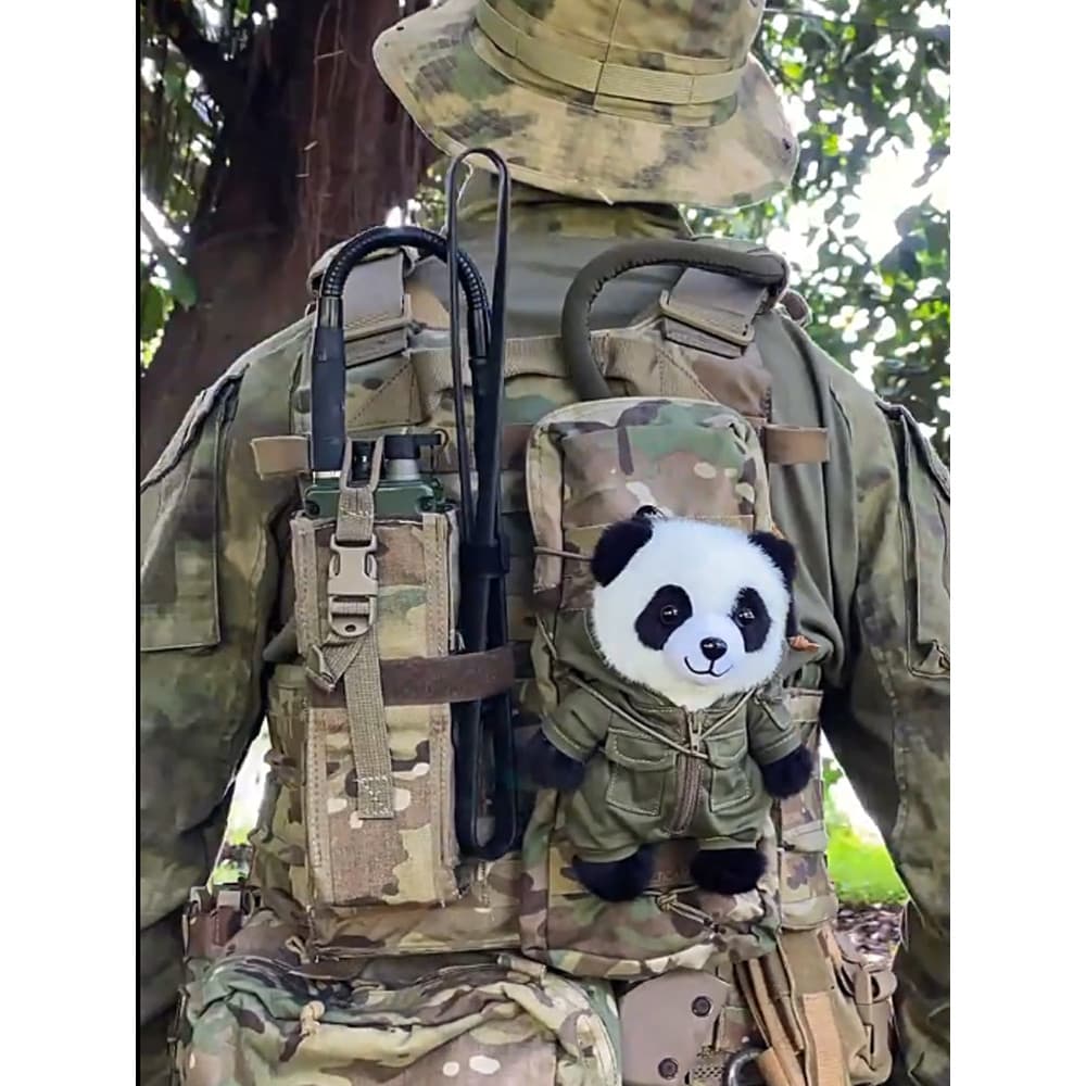 Chefe esportes ao ar livre tático Panda boneca colete mochila decoração fã do exército urso peludo boneca brinquedo urso