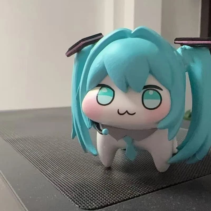 Doro Hatsune Miku Figuras De Ação Versão Q PVC Anime Modelo Kawaii Dos Desenhos Animados Bonito Decoração Desktop Brinqu