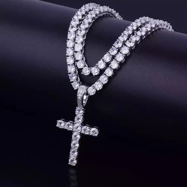 Colar Ice chain Riviera 50cm com pingente de Cruz Premium cravejado A+++
