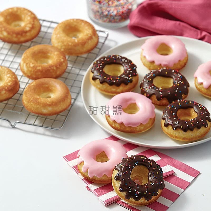 Molde de cozimento Donut antiaderente assadeira em forma de coração em forma de flor Multi-forma Madeleine bolo doméstic