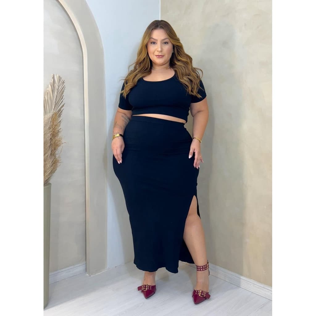 Conj Plus Size Preto Saia Longa Fenda Cropped Manguinha