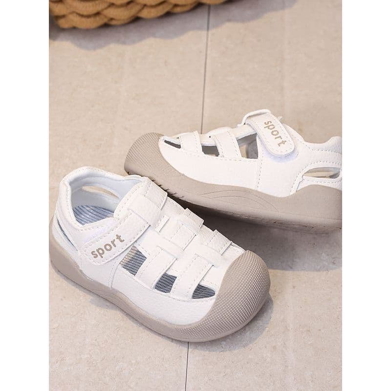 Sapatos de sola macia para bebês, sapatos ocos respiráveis de verão para meninos e meninas, antiderrapantes com Velcro,