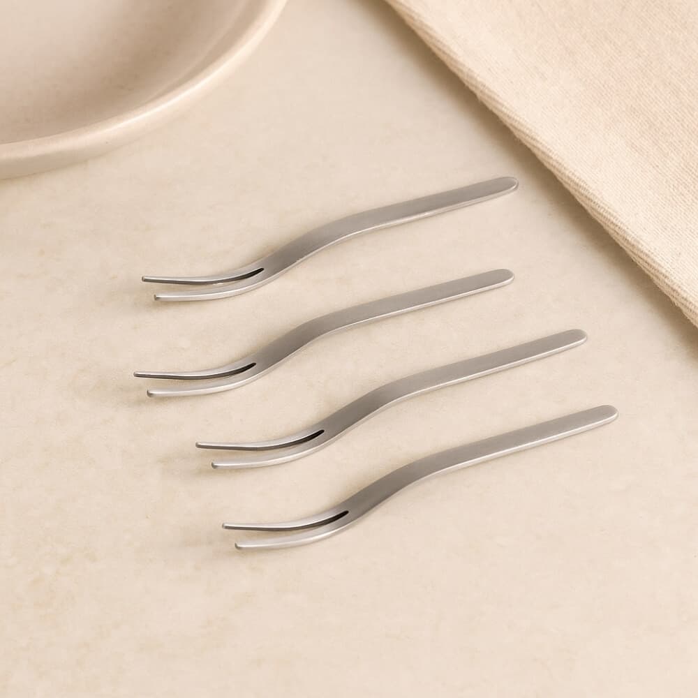 Jogo 4 Garfinhos para Petiscos e Sobremesa Inox - Mini Garfinhos Ideal para Queijos