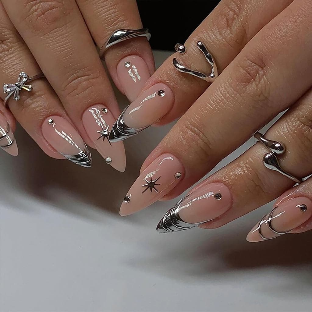 24 Unidades de Unhas Postiças Francesas Prateadas, Formato Amêndoa Médio, com Designs de Diamantes, Unhas Falsas Frances