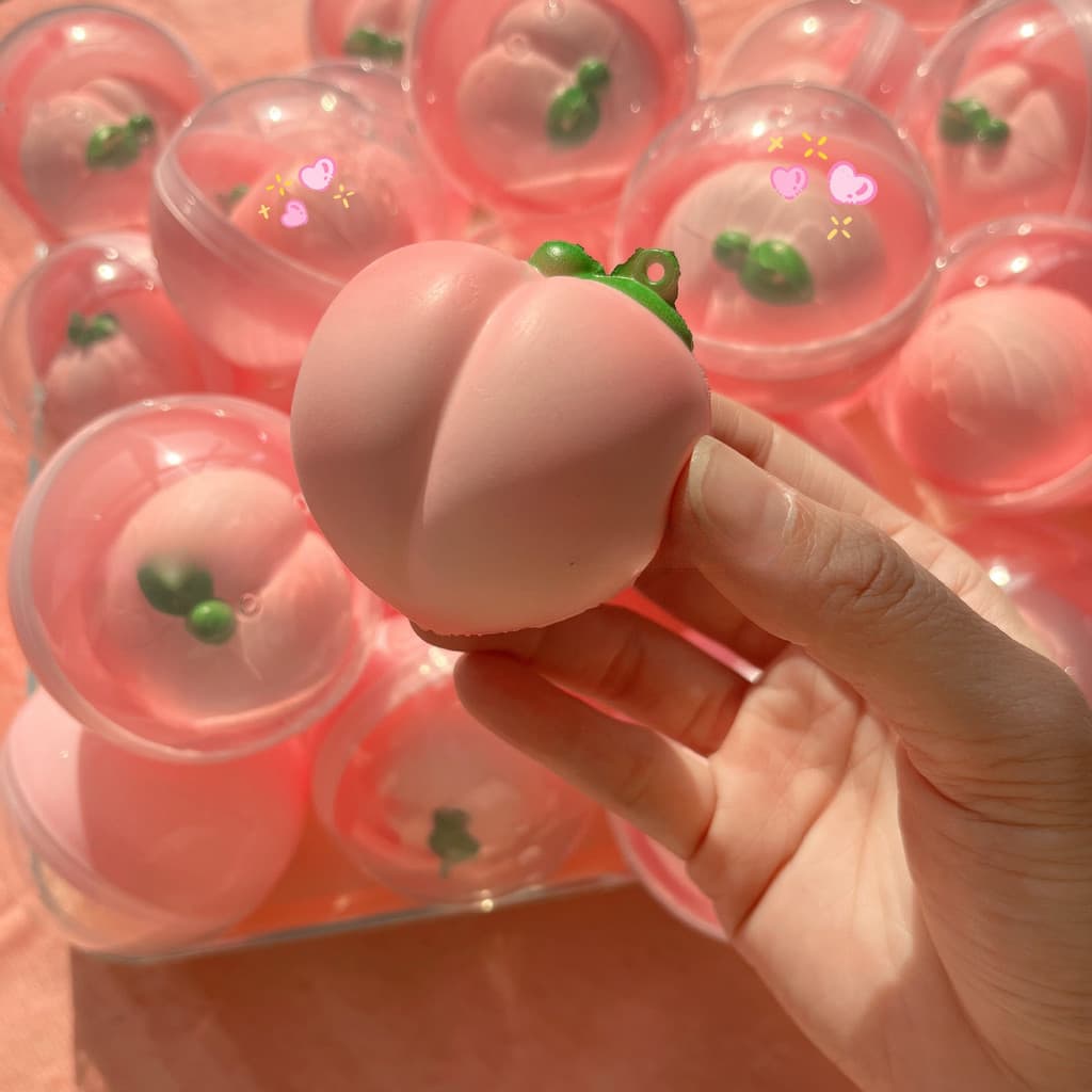 Brinquedo Mole De Pêssego Fofo Anti-Estresse Macio Simulação De Ascensão Lenta De Apertar De Frutas Com Ventosa Para Cri