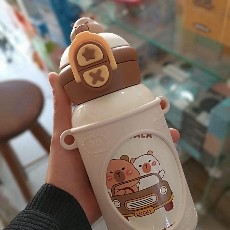 Lá Bubu Garrafa Térmica Infantil com Design de Carro e Ursinhos Lindos Lucky e Lucky Lucky