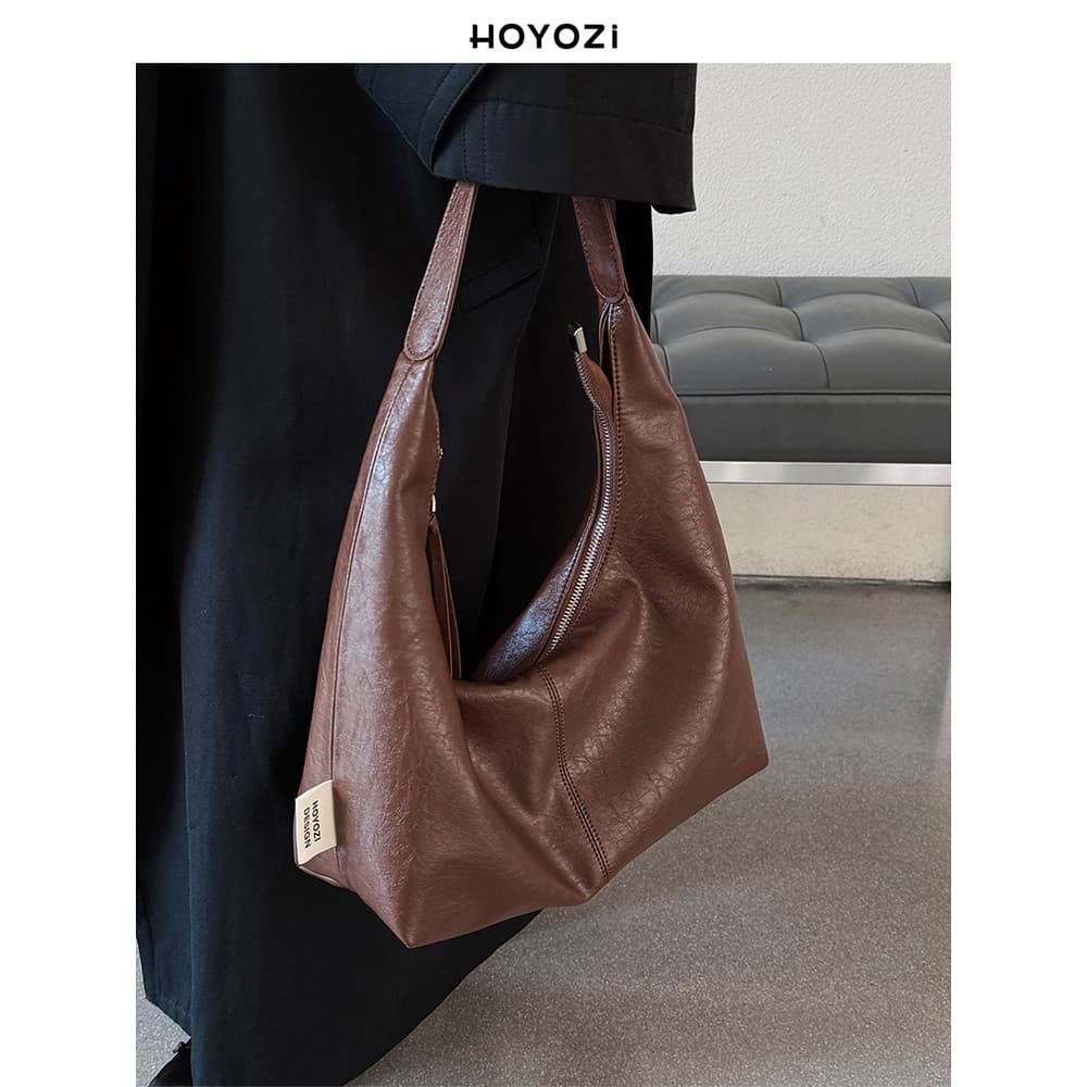 [Bolsa Xiaoyoujia] HOYOZI Outono Inverno Bolsa de Couro Macio nas Axilas Diariamente Commuter All-Match Bolsa Feminina B