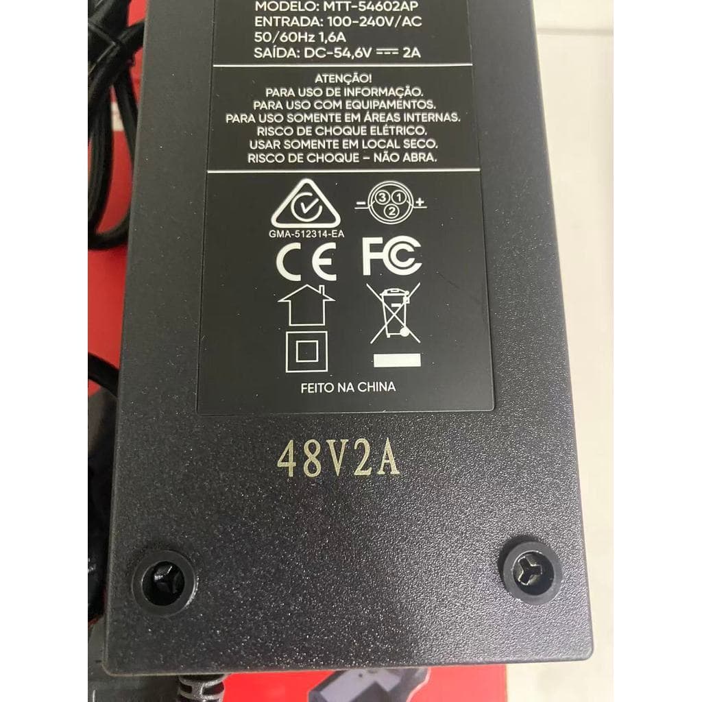 Carregador Fonte Compatível com bateria de lítio  54.6v 2a   Para Bicicleta Elétrica Duos