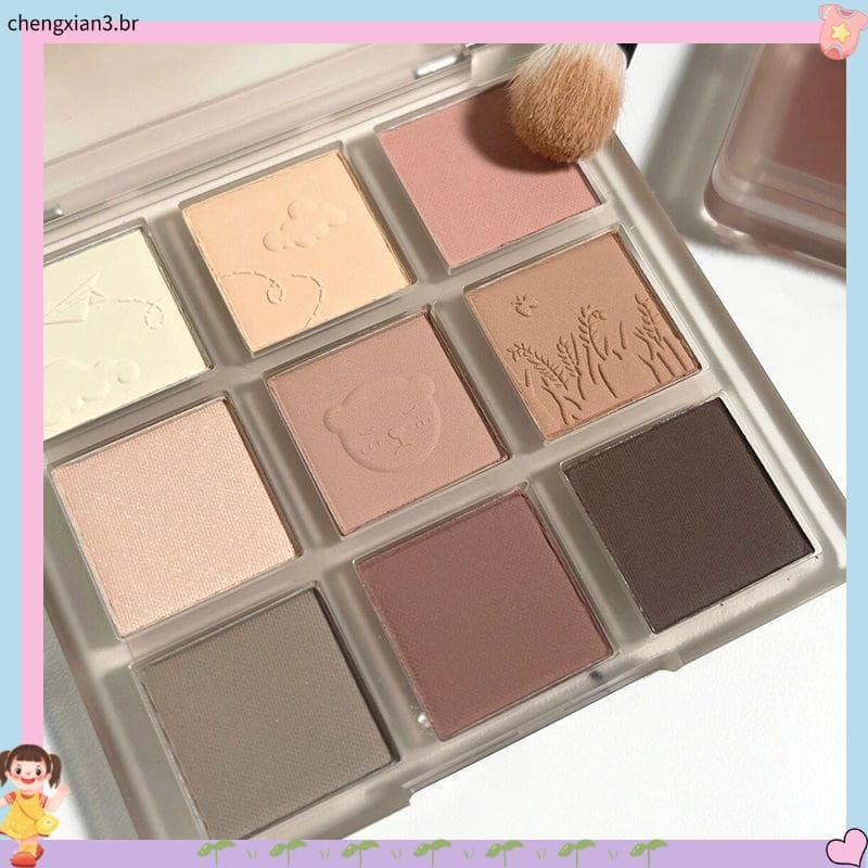 Paleta de sombras de nove cores em nuvem de aveia, baixa saturação, completa, fosca, cor terra, perolada, alto brilho, c