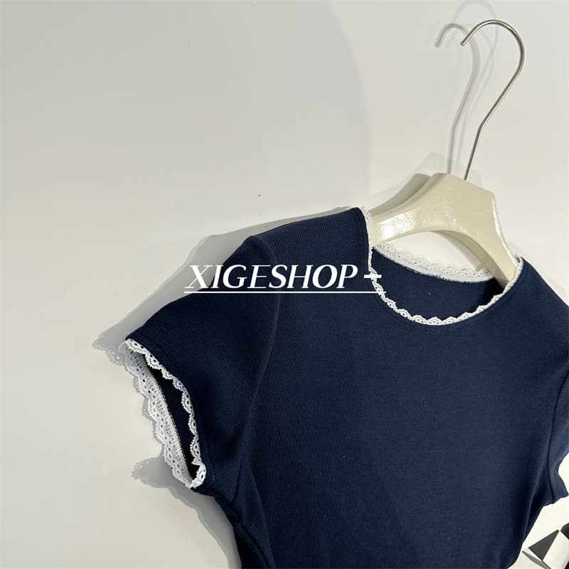 Camiseta de renda azul marinho Popular estilo coreano Slim fit Look mais fino com nervuras elásticas ombro frontal inter