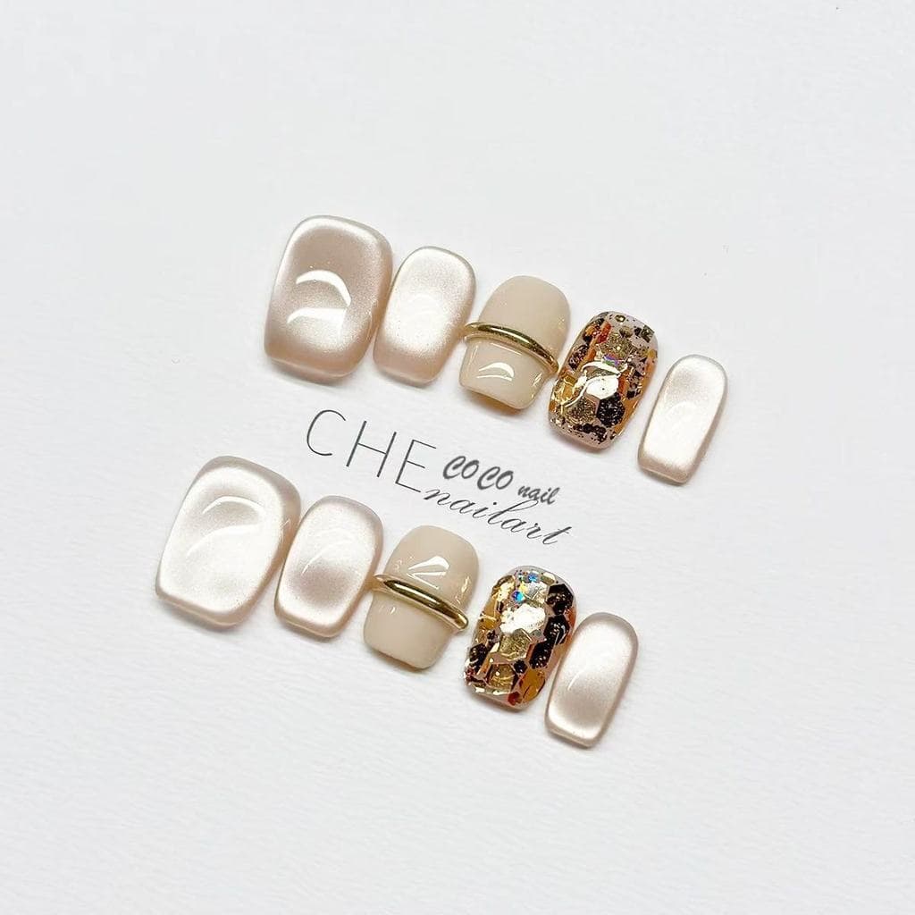 2026 novo estilo artesanal manicure vestindo unhas estilo coreano suave All-Match estilo clipe branco olho de gato manic