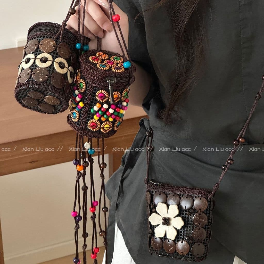 Estilo boêmio colorido pequena flor trançado casca de coco saco feminino Retro decoração mudança fone de ouvido batom sa