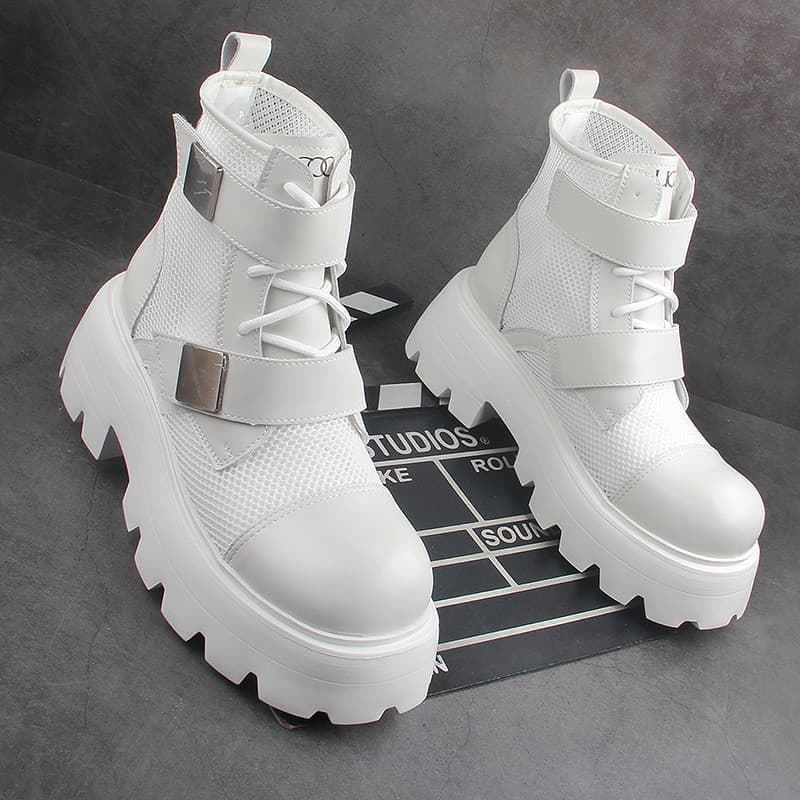 Botas Martin brancas masculinas de verão, respirável, estilo fino, malha oca, sola grossa, aumento interno, sapatos masc