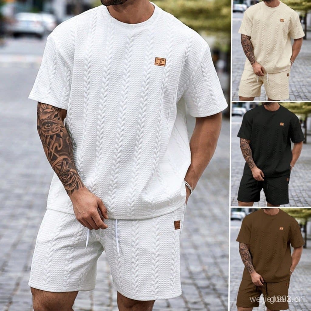 Conjunto de Camiseta de Manga Curta com Decote Redondo e Estampa de Letras e Shorts com Cordão para Homens