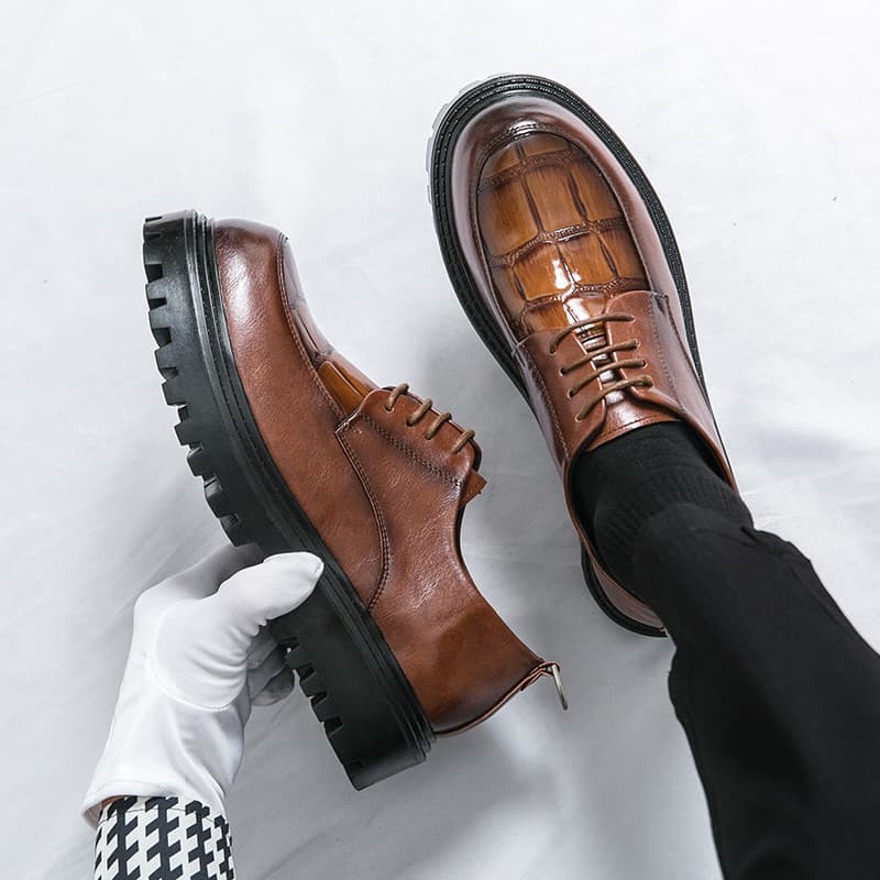 Derby sapatos masculinos de alta qualidade de sola grossa sapatos masculinos britânicos aumento interno negócios Formal