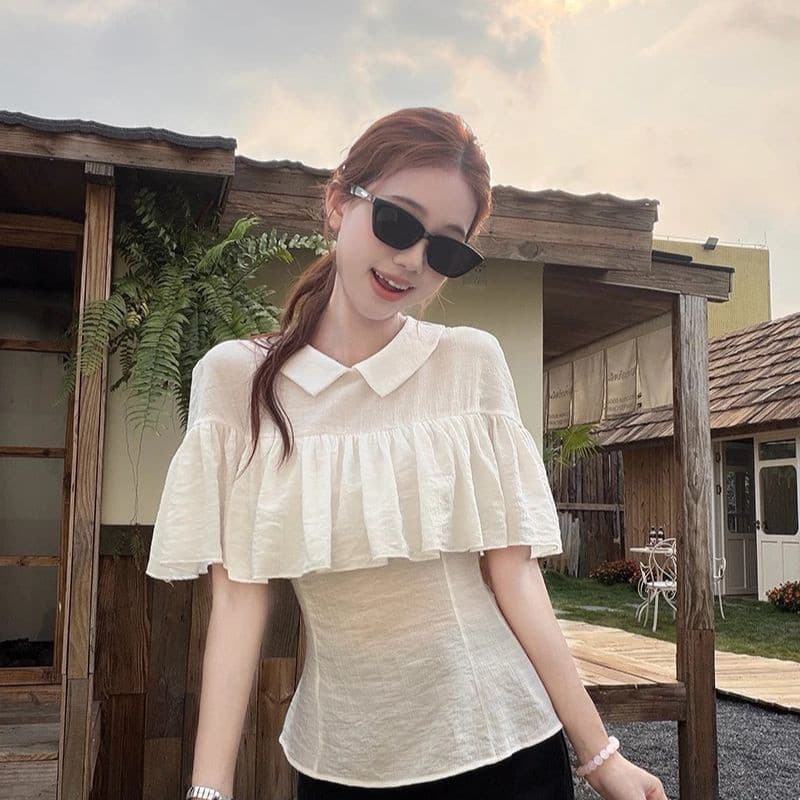 Camisa branca leve respirável francesa de manga curta com babados Top elegante