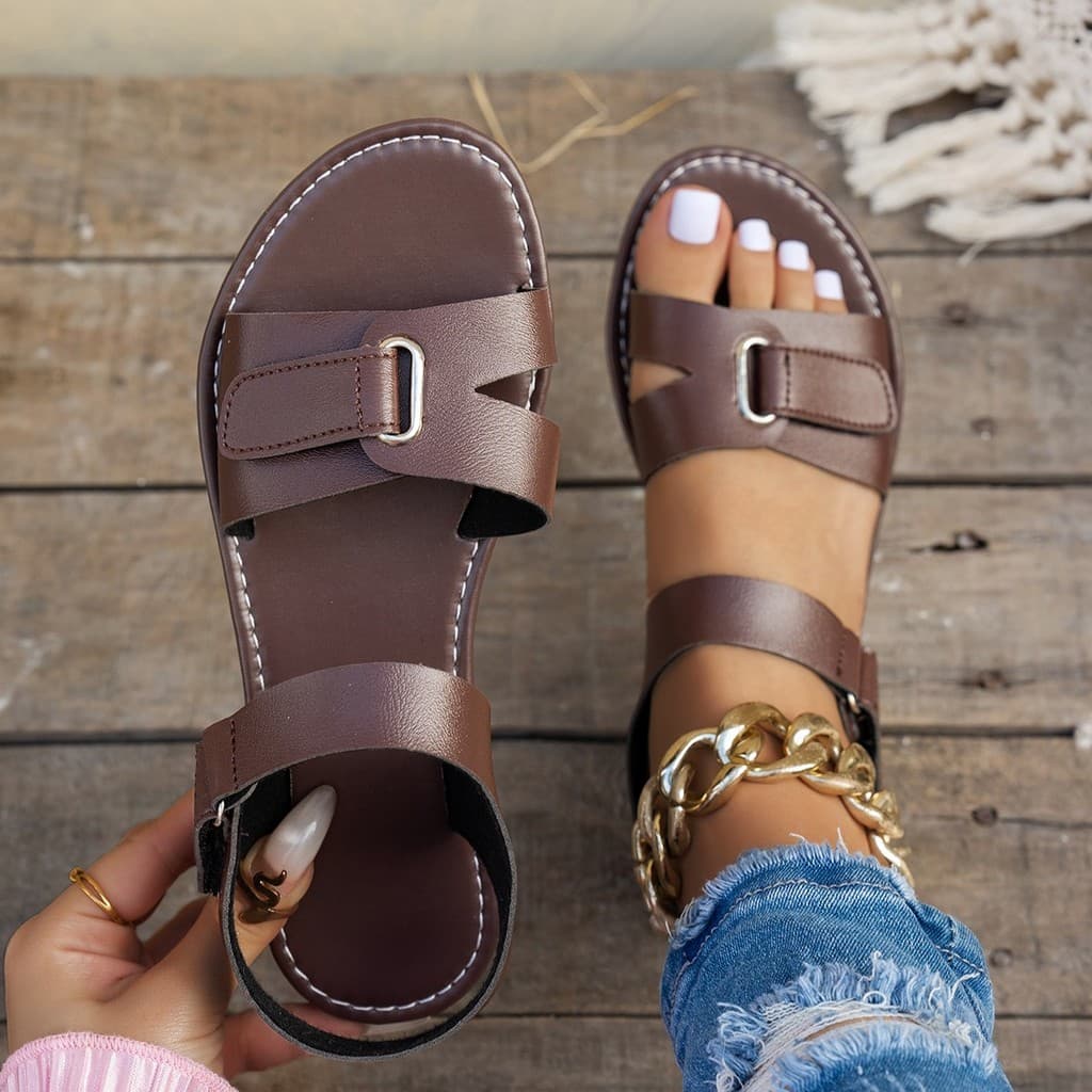 2026 Mulheres Verão Sandálias Planas Marca De Moda Dedo Aberto Casual Praia Sapatos Romanos Para Senhoras