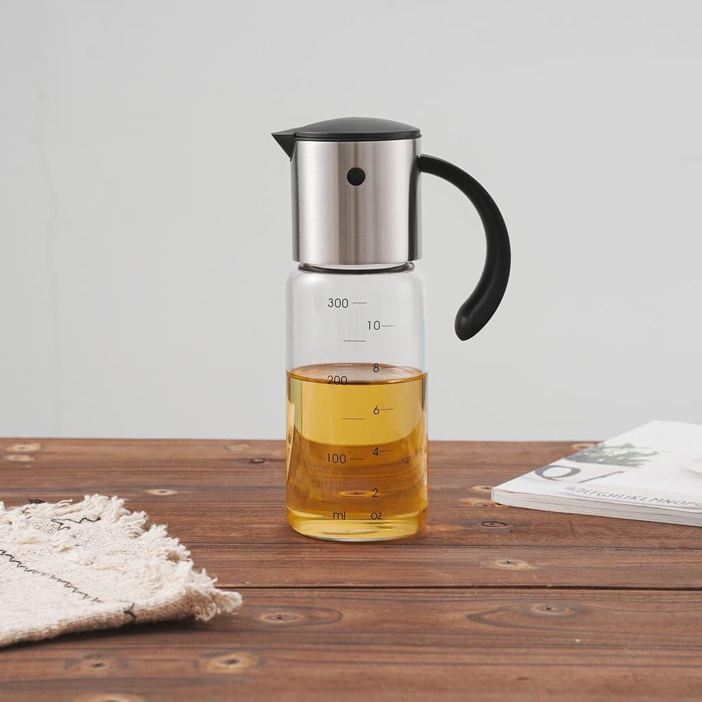 Pote de óleo de vidro com abertura e fechamento automático 300ml com escala garrafa de óleo à prova de vazamento cozinha