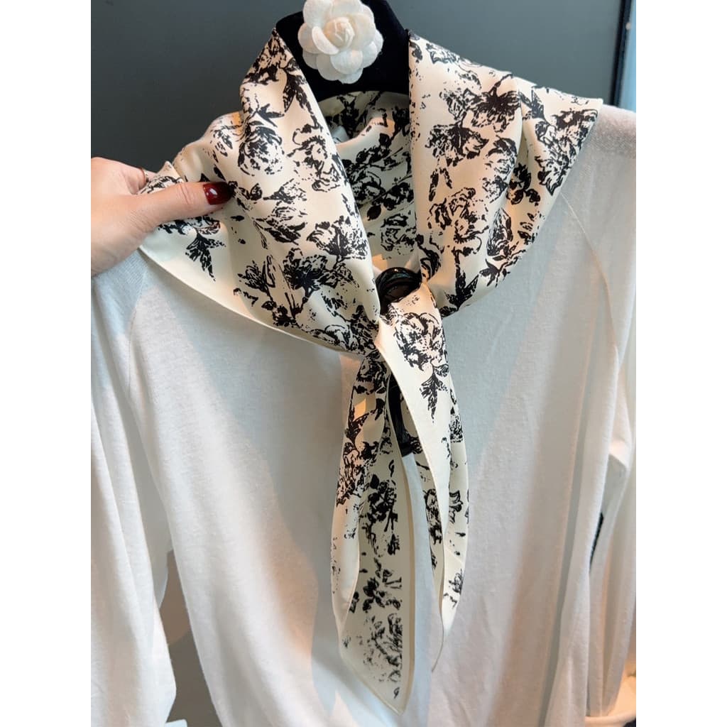 T elegante pintura a tinta lenço de seda feminino primavera outono combinando camisa triângulo cachecol xale High-End se
