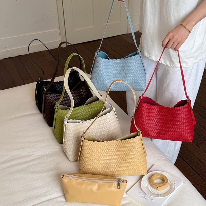 2026 novo estilo de trabalho de alto valor Commuter Retro tecido bolsa feminina Casual simples de um ombro Underar