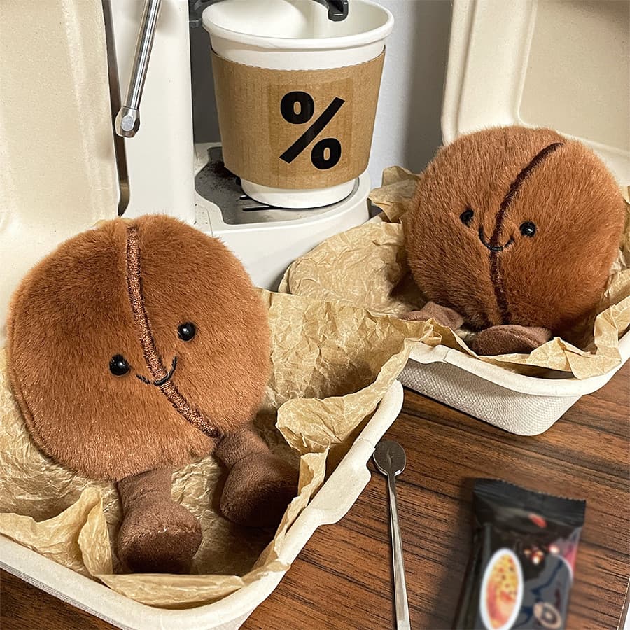 Chaveiro de Pelúcia de Grão de Café Criativo - Acessório de Mini Brinquedo Realista