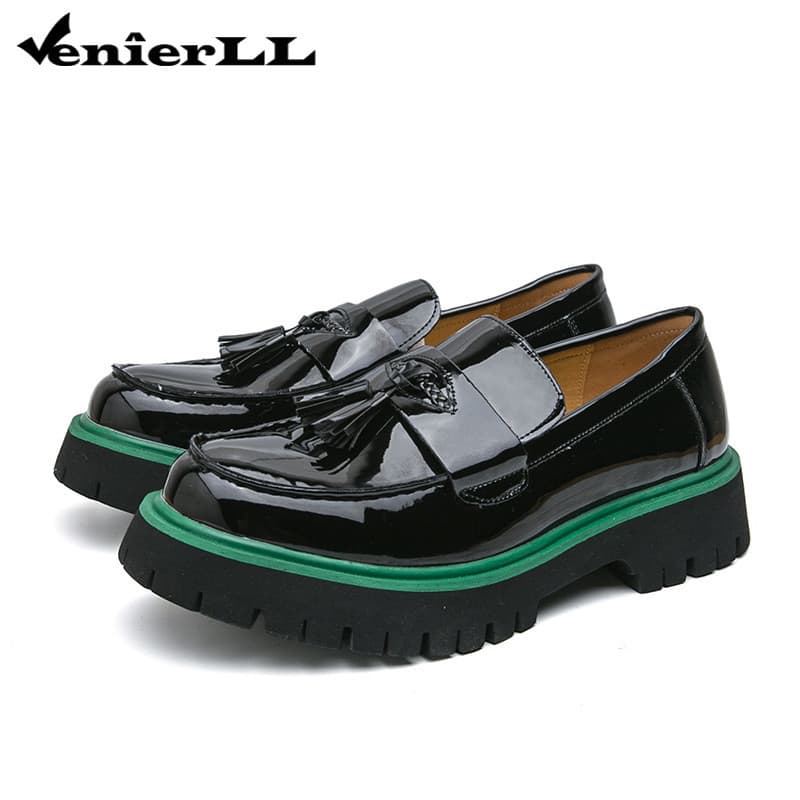 Mocassins Masculinos Com Borla Patente Brilhante , Sola De Plataforma Grossa De Cor Contrastante , Sapatos Casuais De Ne
