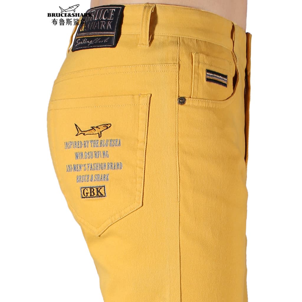 Outono inverno Jeans masculino calças amarelas Bruce Shark Street Wear masculino grosso bordado em linha reta solto T ma