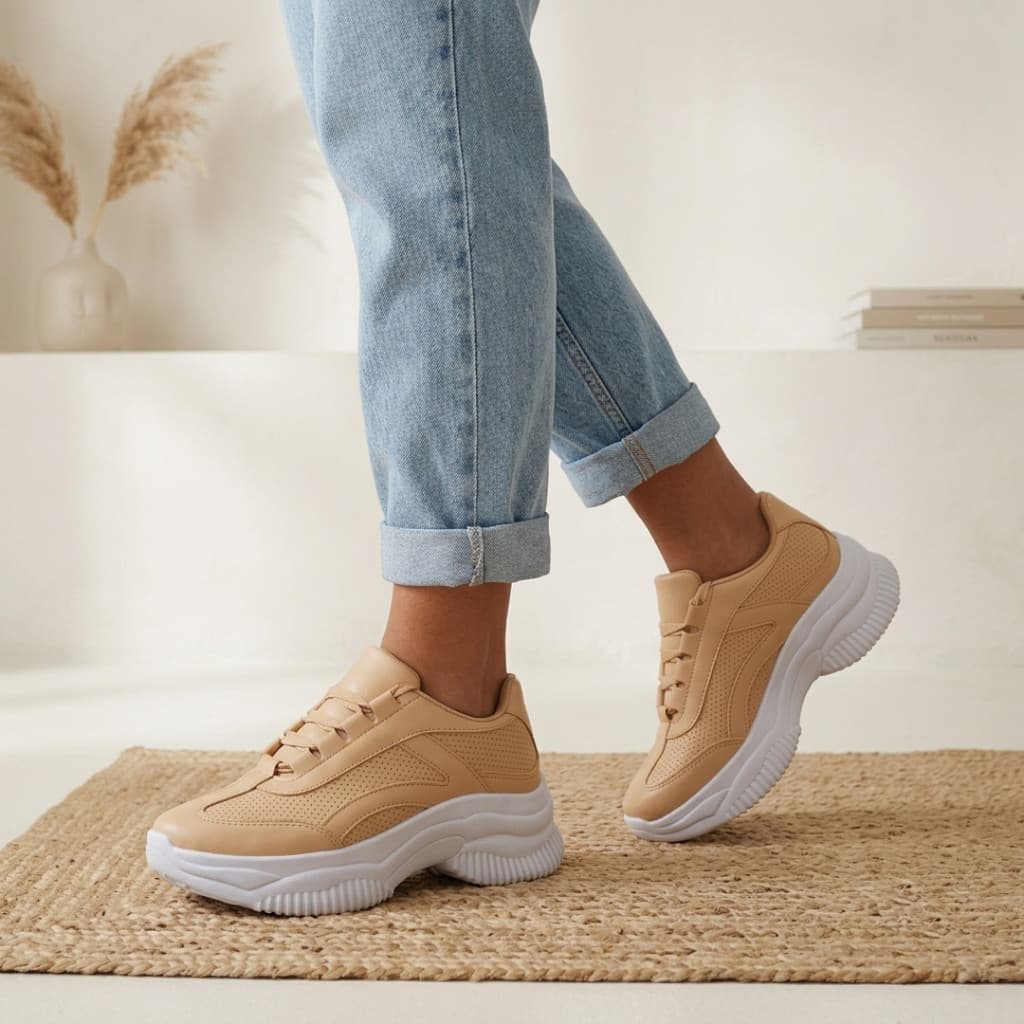 Tênis Feminino Bege Plataforma Sola Alta Confort Tenis Casual Dia Dia Macio Leve Promoção