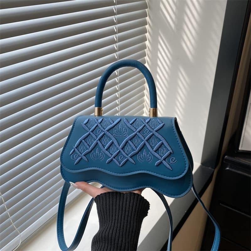 Bolsa de mão, bolsa de ombro, bolsa transversal, bolsa de design moderno 2026, design elegante e exclusivo, bolsa femini