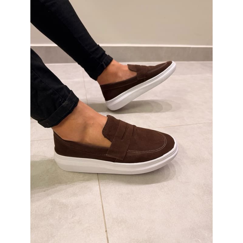 Sapato Masculino com costura manual - Solado antiderrapante - Elegância Costurada à Mão Tr