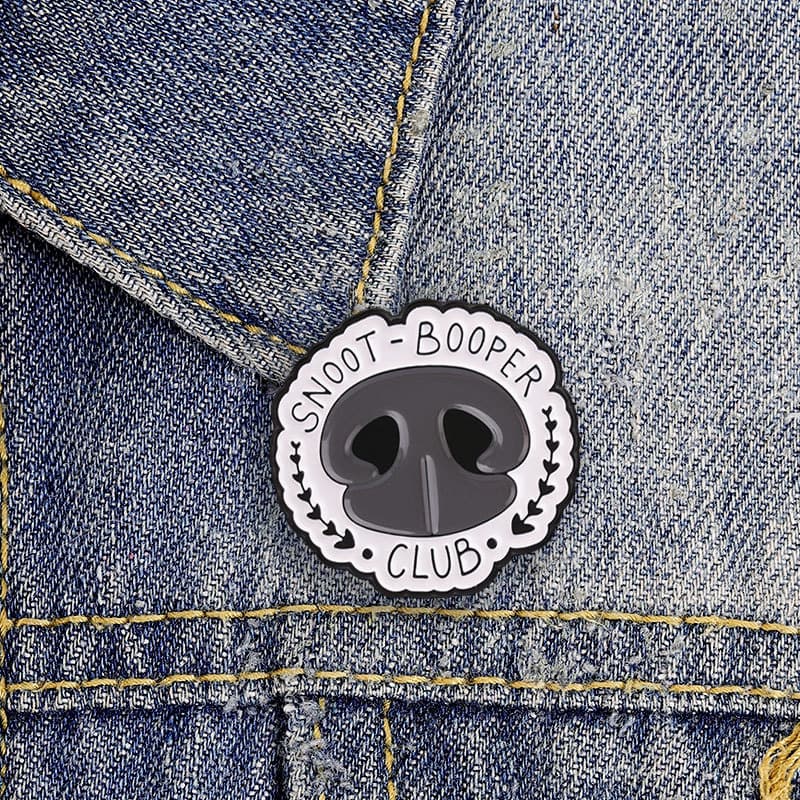 Amor Cutucando Pequeno Animal Nariz Amantes Clube Esmalte Broche Moda Acessórios De Roupas Mochila Crachá Jóias Presente
