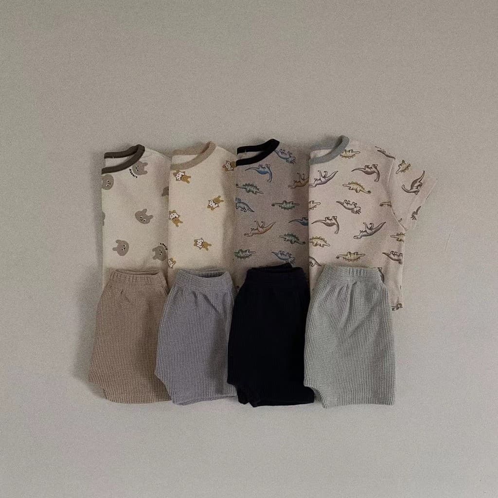 Versão coreana ins verão topo impressão completa Animal + Shorts de cor sólida terno refrescante moda Casual uso diário