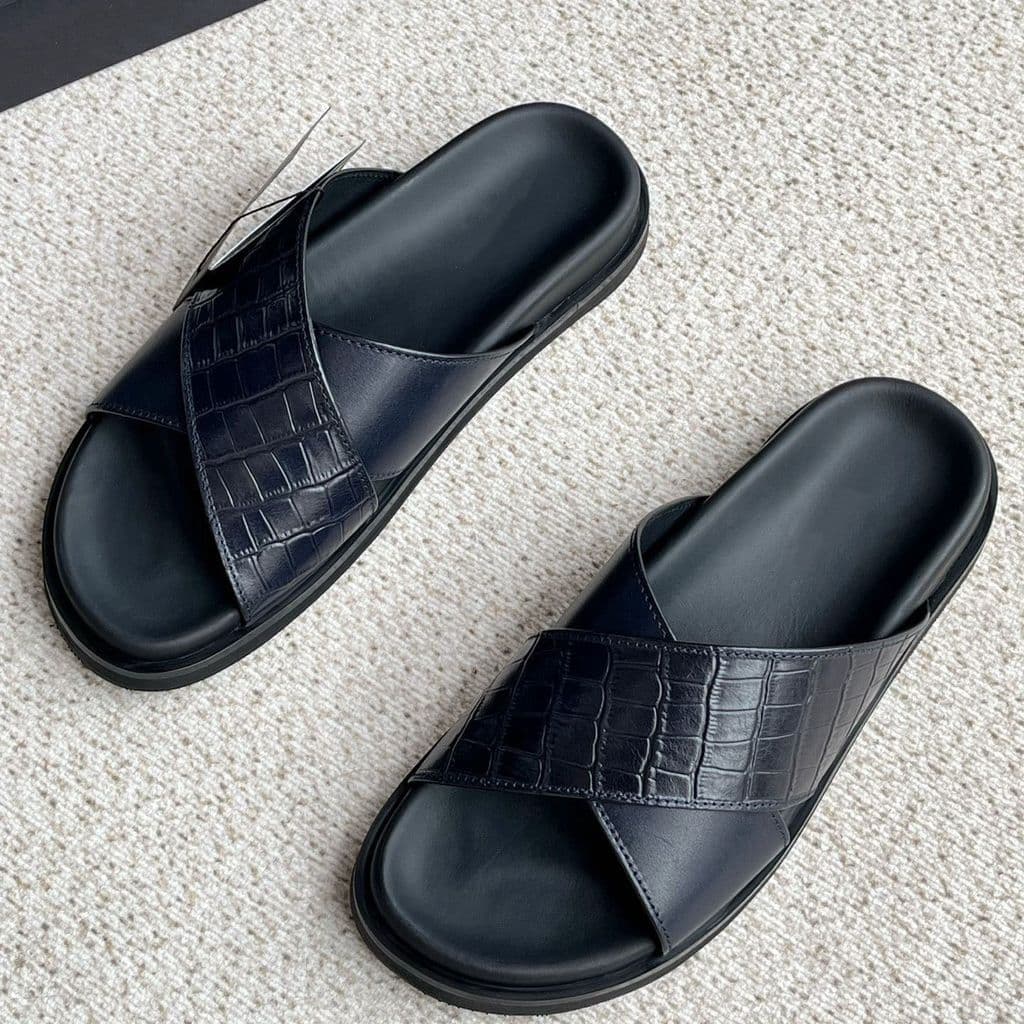 Sapatos masculinos de verão couro macio padrão de crocodilo cruz chinelos de negócios sandálias casuais italiano ao ar l