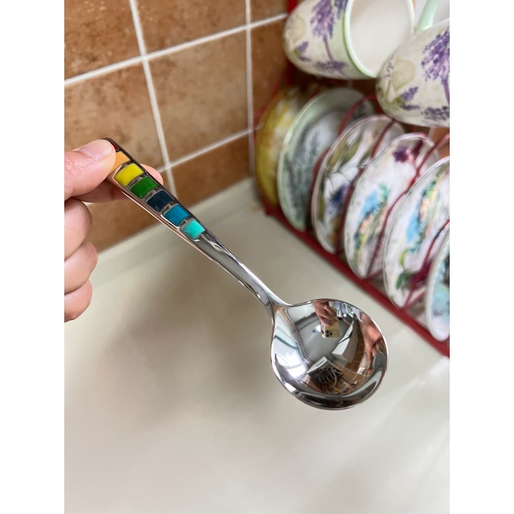 [Esmalte colorido] Colher de alimentação de aço inoxidável 304 Colher de cabo longo doméstica Colher criativa de comida