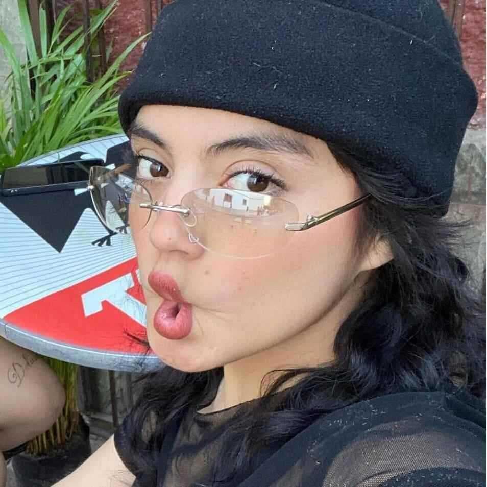 Y2k Millennium estilo quente menina óculos de sol feminino na moda ins High-End Retro sem moldura Oval pequeno rosto ócu